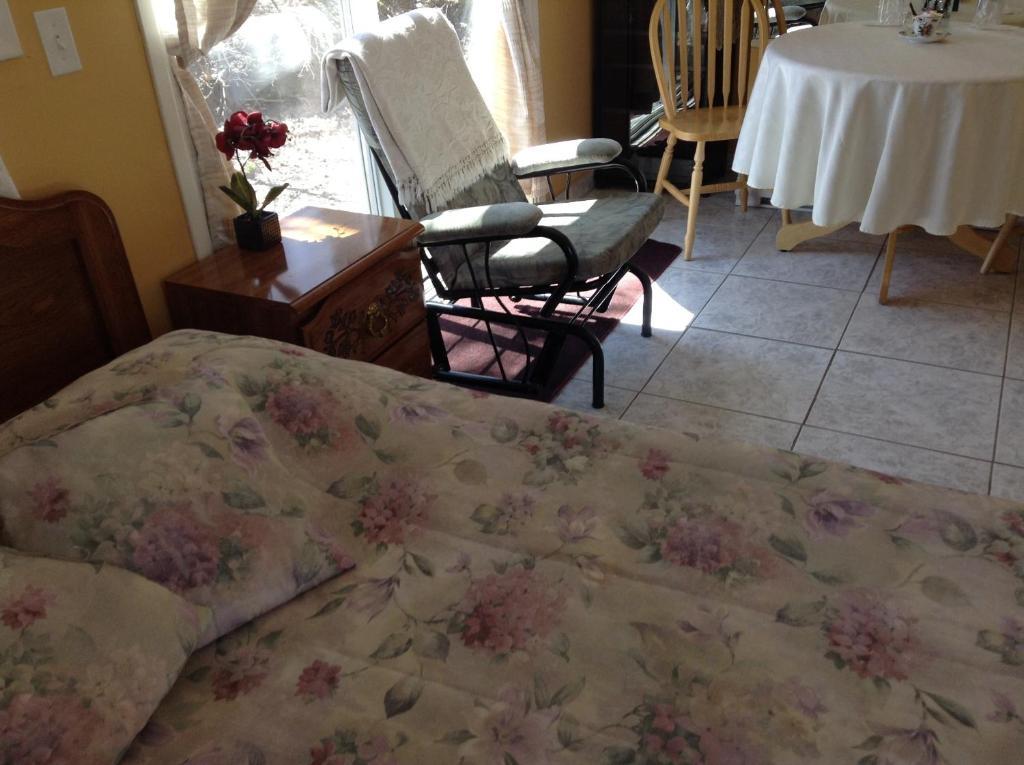 Motel de la montagne Orford Habitación foto